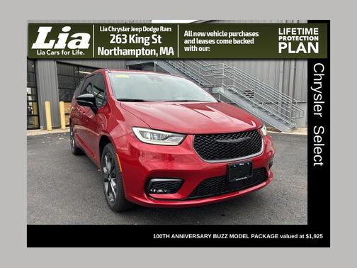 Red Hot Pearlcoat 2026 Chrysler Pacifica L