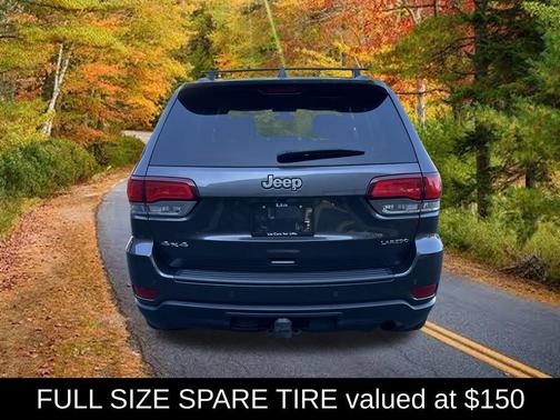 Granite Crystal Metallic Clearcoat 2021 Jeep Grand Cherokee Laredo