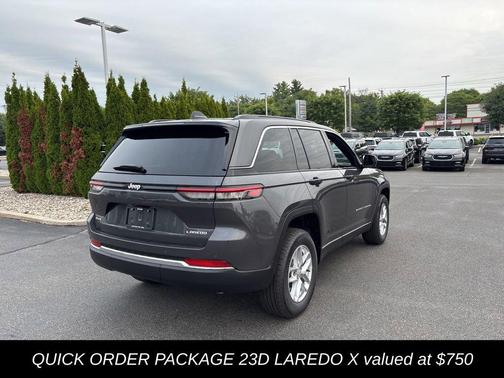 2025 Jeep Grand Cherokee Laredo