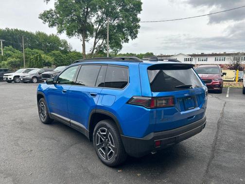 Hydro Blue Pearlcoat 2026 Jeep Cherokee Limited
