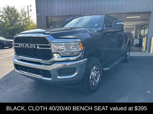 2024 RAM 2500 Tradesman Crew Cab 4x4 6'4' Box