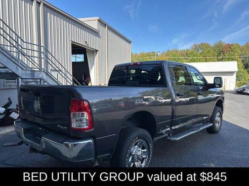 2024 RAM 2500 Tradesman Crew Cab 4x4 6'4' Box