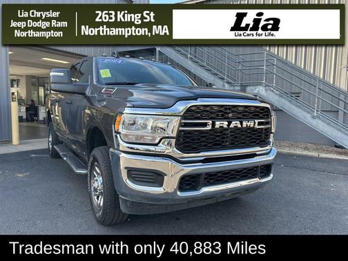 2024 RAM 2500 Tradesman Crew Cab 4x4 6'4' Box