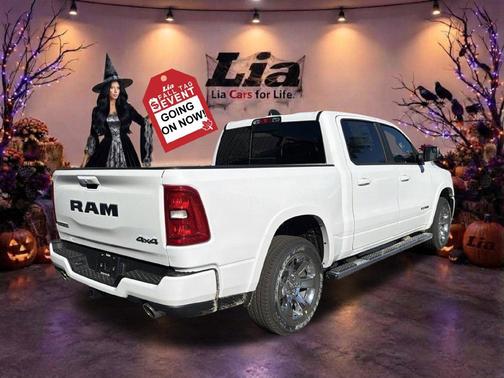 Bright White Clearcoat 2027 RAM 1500 Big Horn/Lone Star