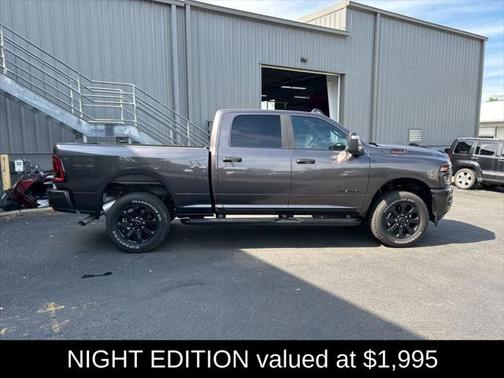 2025 RAM 2500 Big Horn Crew Cab 4x4 6'4' Box