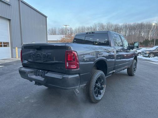 2026 RAM 2500 Big Horn Crew Cab 4x4 6'4' Box