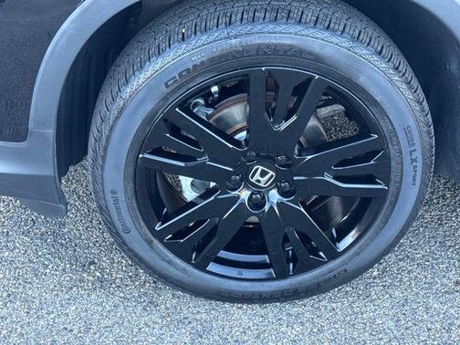 2022 Honda Pilot AWD Black Edition