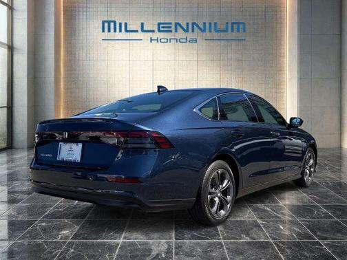 Still Night Pearl 2023 Honda Accord EX