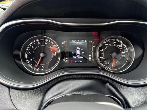 Bright White Clearcoat 2022 Jeep Cherokee X 4x4