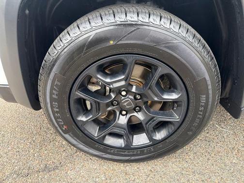 Bright White Clearcoat 2022 Jeep Cherokee X 4x4