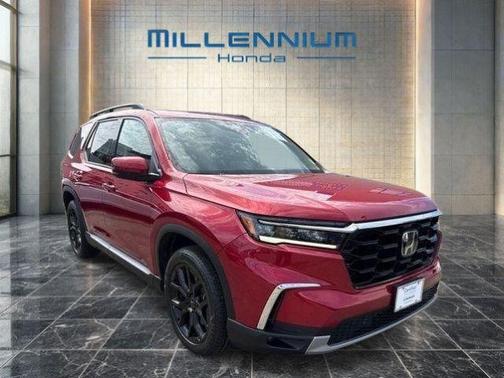 Dark Cherry Pearl 2025 Honda Pilot Touring 8-Passenger