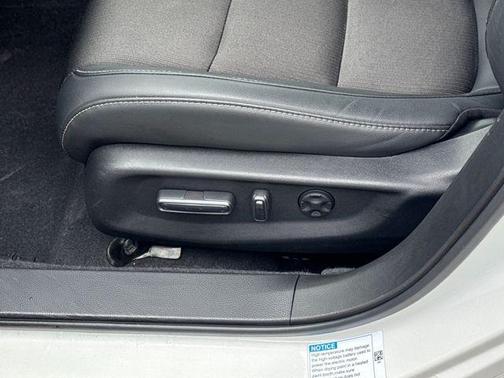 2022 Honda Accord Hybrid Base