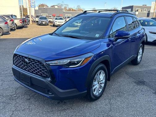 2024 Toyota Corolla Cross LE