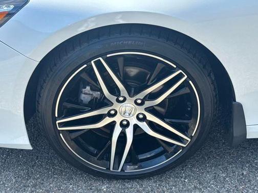 2022 Honda Accord Touring 2.0T