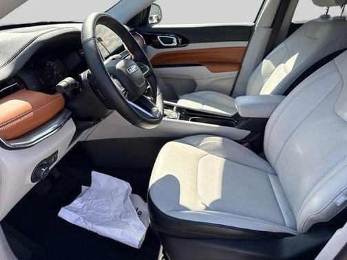 Bright White Clearcoat 2022 Jeep Compass Limited
