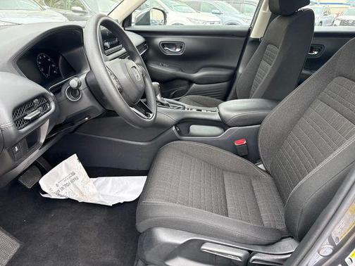 Modern Steel Metallic 2023 Honda HR-V LX
