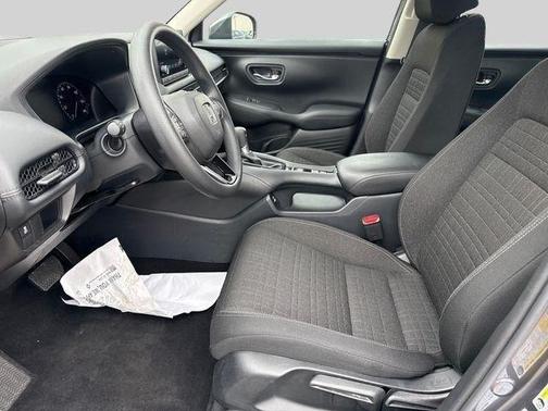 Modern Steel Metallic 2023 Honda HR-V LX