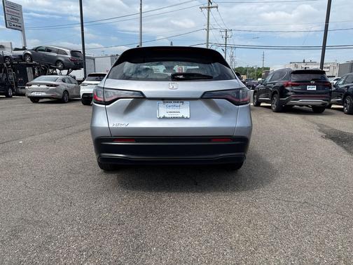 Modern Steel Metallic 2023 Honda HR-V LX