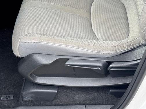 2023 Honda Pilot AWD LX