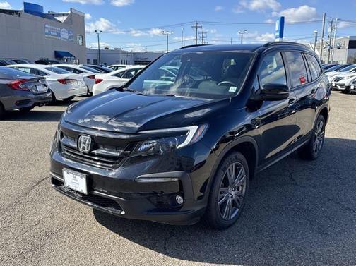 2022 Honda Pilot AWD Sport