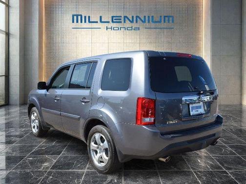 Modern Steel Metallic 2015 Honda Pilot EX-L