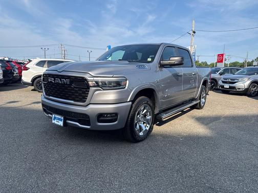 Billet Silver Metallic Clearcoat 2026 RAM 1500 Big Horn/Lone Star