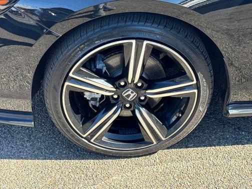 Crystal Black Pearl 2024 Honda Accord Hybrid Sport