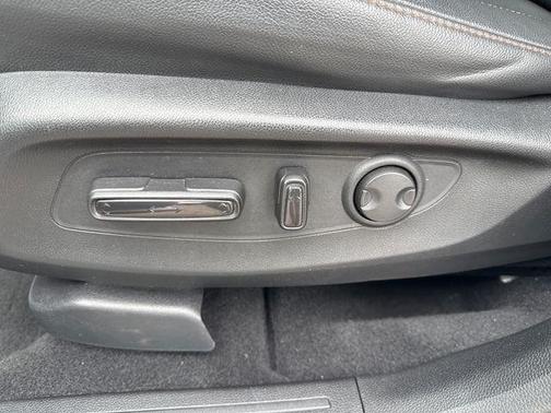 Wh 2024 Honda CR-V Hybrid Sport Touring AWD