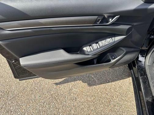 2022 Honda Accord LX 1.5T