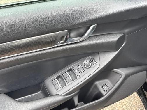 2022 Honda Accord Hybrid Base