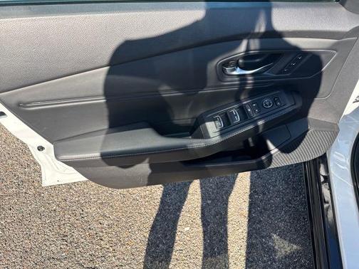 2023 Honda Accord Hybrid Base