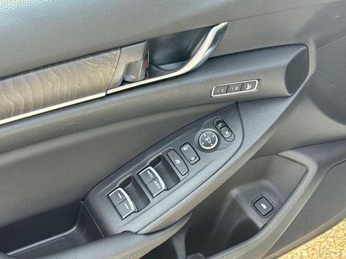 2021 Honda Accord EX-L 1.5T