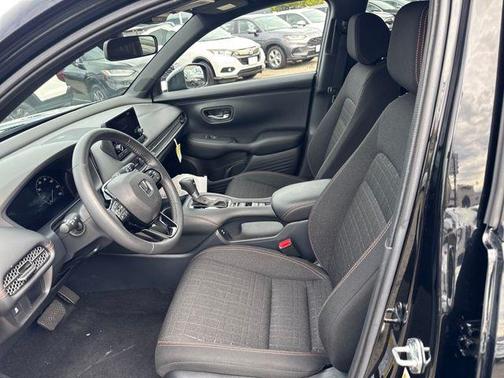 2025 Honda HR-V AWD Sport