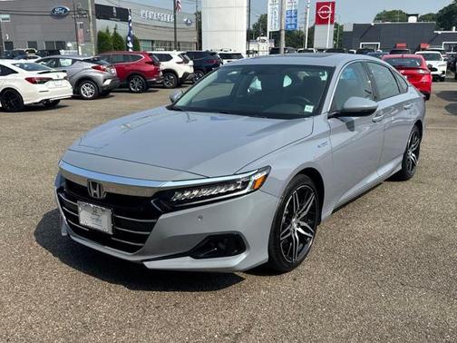 2022 Honda Accord Hybrid Touring