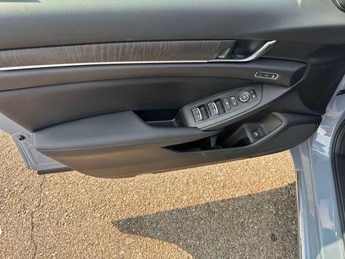2022 Honda Accord Hybrid Touring
