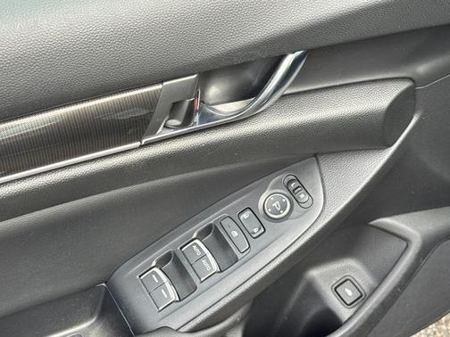 2022 Honda Accord Hybrid Base