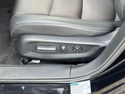 2022 Honda Accord Hybrid Base