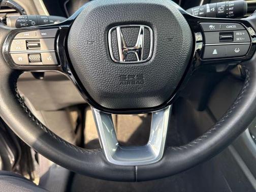 Modern Steel Metallic 2024 Honda Pilot Touring 8-Passenger