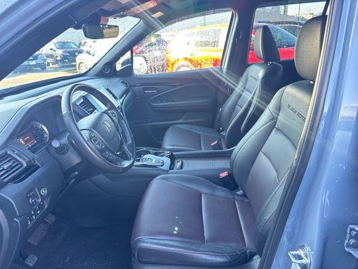 2023 Honda Ridgeline Black