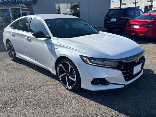 2022 Honda Accord Hybrid Base