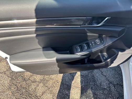 2022 Honda Accord Hybrid Base