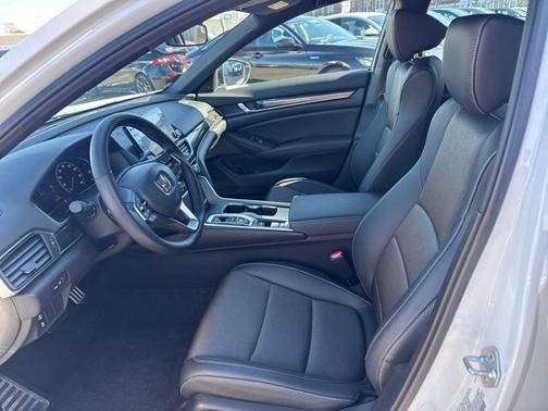 2022 Honda Accord Hybrid Base