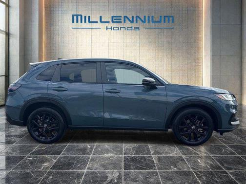 Gr 2024 Honda HR-V Sport
