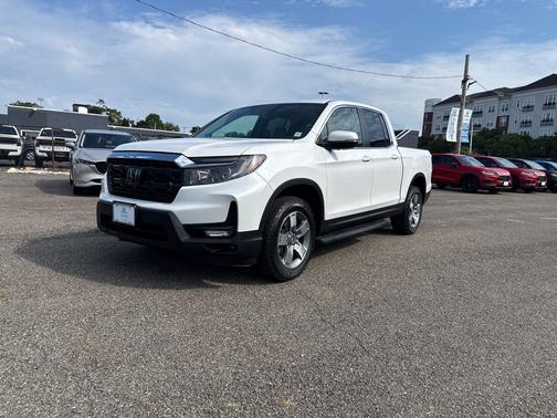 Platinum White Pearl 2025 Honda Ridgeline RTL
