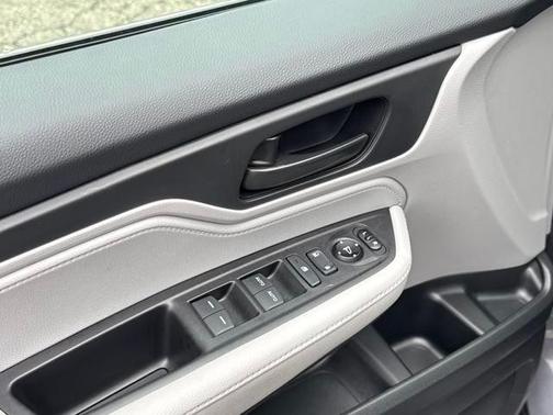 2022 Honda Odyssey LX