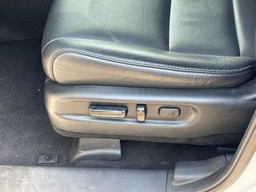 Platinum White Pearl 2023 Honda Passport AWD EX-L