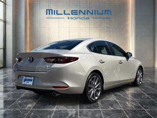 Platinum Quartz Metallic 2023 Mazda Mazda3 2.5 S Select
