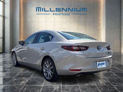 Platinum Quartz Metallic 2023 Mazda Mazda3 2.5 S Select
