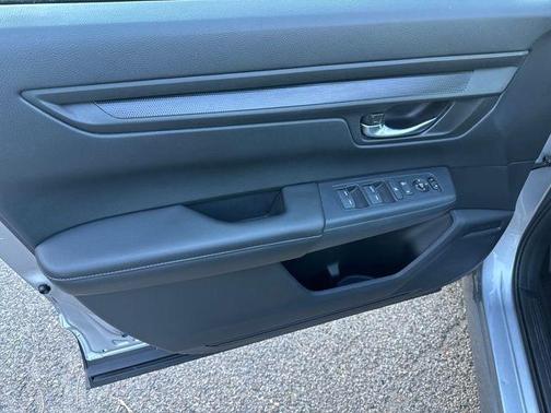 2025 Honda CR-V LX AWD