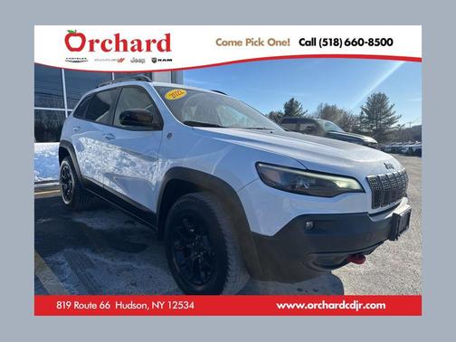 Bright White Clearcoat 2022 Jeep Cherokee Trailhawk